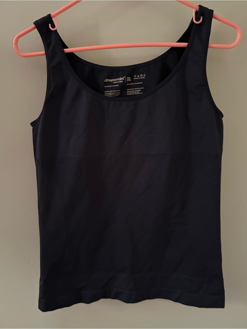 Shapermint Black Scoop Neck Tank